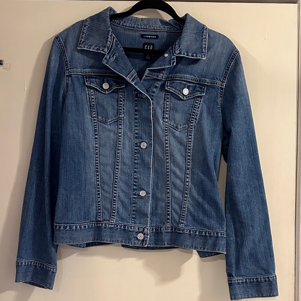 GAP Women's Light Blue Denim Jacket